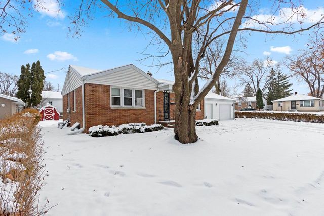 743 JOHN STREET, Green Bay, WI 54302