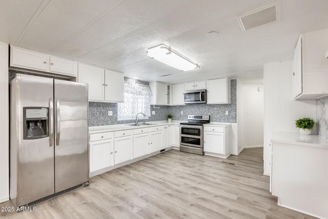 1628 E Villa Rita Drive, Phoenix, AZ 85022