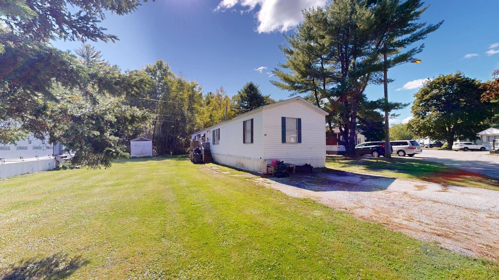 2161 Lisbon Street 17, Lewiston, ME 04240 — photo 2