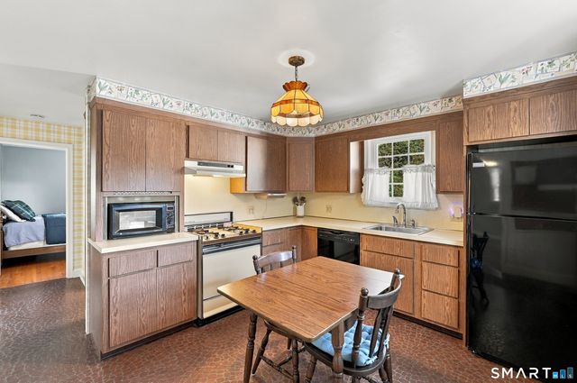 82 McKinley Street, Torrington, CT 06790