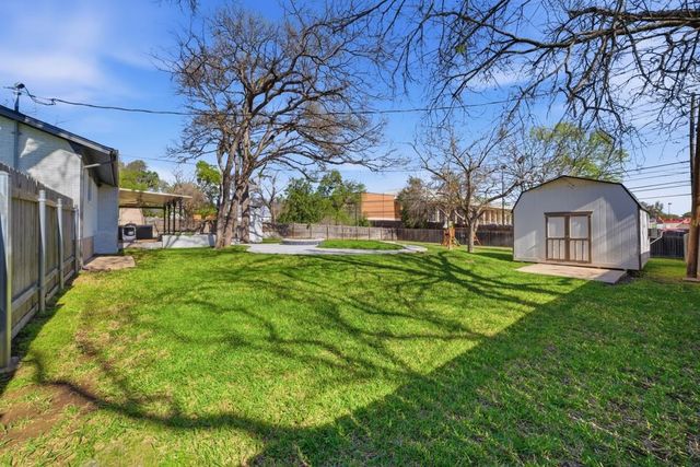 2006 Mimosa DR, Austin, TX 78745