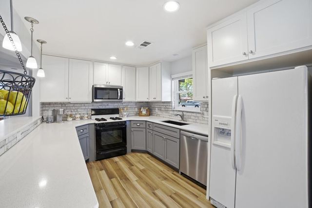 2006 Mimosa DR, Austin, TX 78745