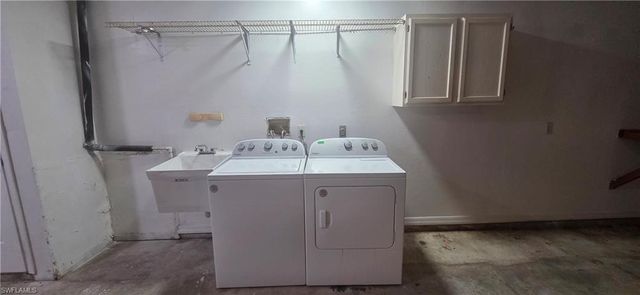 1828 NE 13th PL, Cape Coral, FL 33909