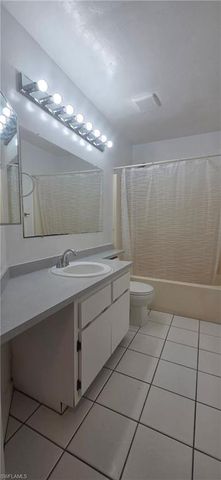 1828 NE 13th PL, Cape Coral, FL 33909