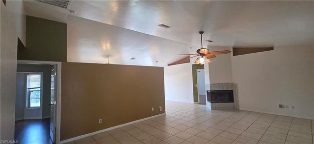 1828 NE 13th PL, Cape Coral, FL 33909