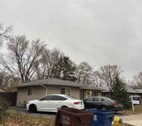 270 Green Street, Park Forest, IL 60466