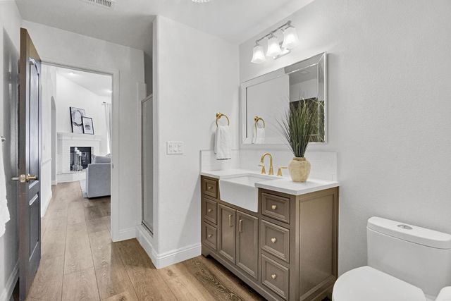 1780 N Bush Avenue, Clovis, CA 93619