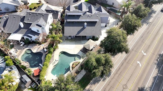 1780 N Bush Avenue, Clovis, CA 93619