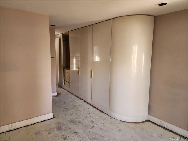 5220 E 17th Avenue Pkwy, Denver, CO 80220