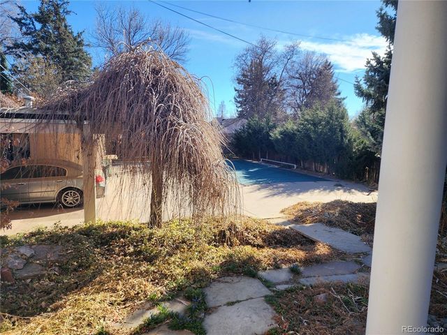 5220 E 17th Avenue Pkwy, Denver, CO 80220