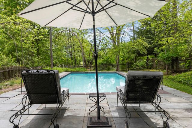 74 Willow Brook Road, Clinton Corners, NY 12514