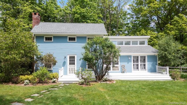 74 Willow Brook Road, Clinton Corners, NY 12514