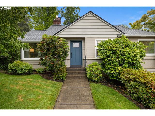 8108 Sw 9TH Ave, Portland, OR 97219
