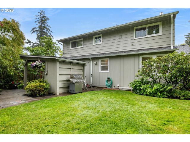 8108 Sw 9TH Ave, Portland, OR 97219