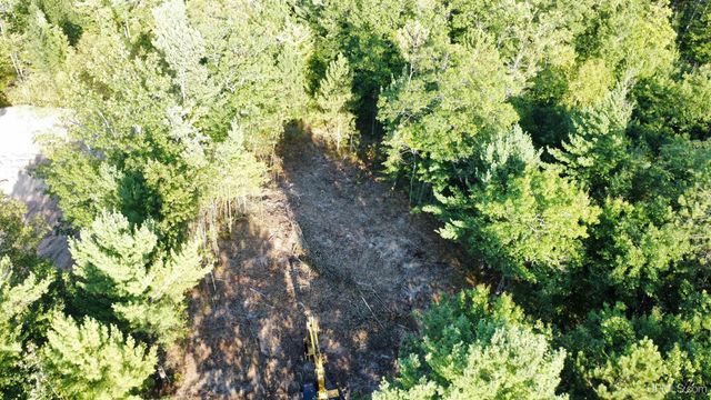 109 Royal Oak Lane, Marquette, MI 49855