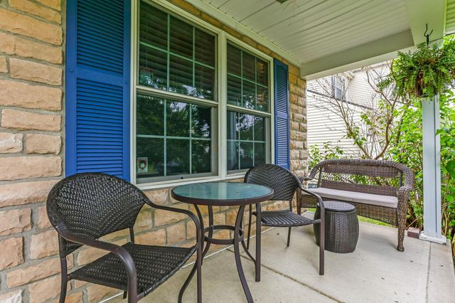 1192 Willow Oak Drive, Blacklick, OH 43004