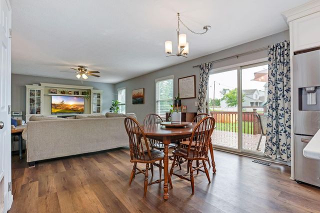 1192 Willow Oak Drive, Blacklick, OH 43004