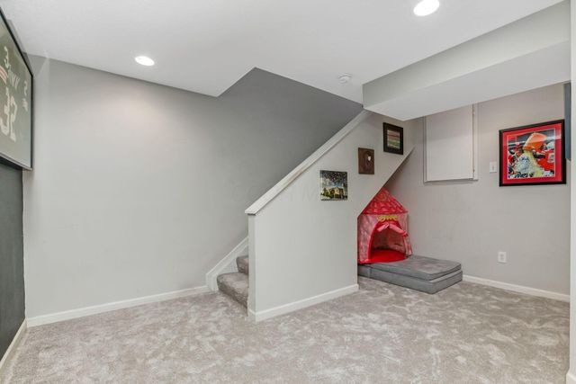 1192 Willow Oak Drive, Blacklick, OH 43004