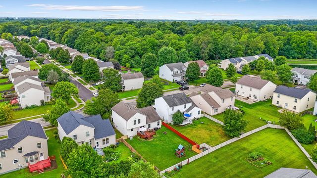 1192 Willow Oak Drive, Blacklick, OH 43004