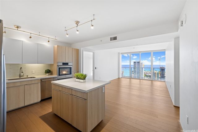 888 Kapiolani Boulevard 4108, Honolulu, HI 96813