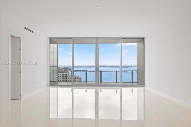 300 Biscayne Blvd Way 3404, Miami, FL 33131