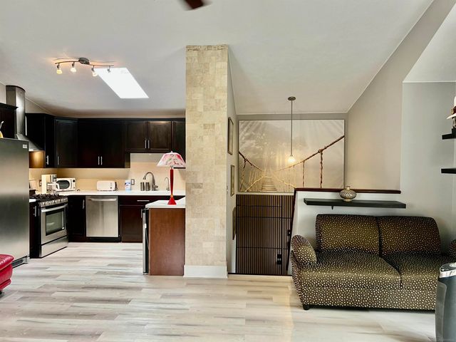 1441 Nw 6th Street, Grand Rapids, MI 49504