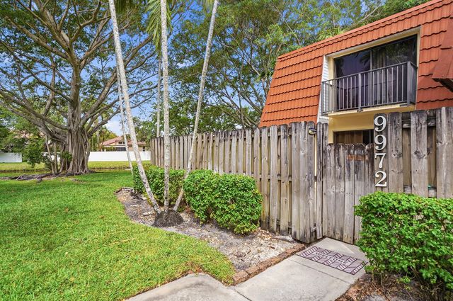 9972 NW 6th Court, Plantation, FL 33324