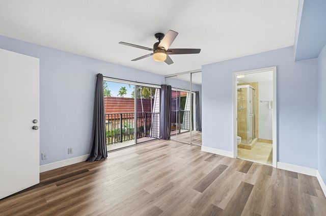9972 NW 6th Court, Plantation, FL 33324