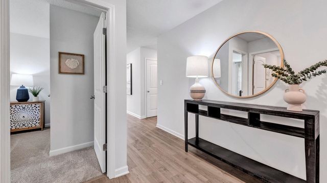 7969 ROYSTER CREEK DR E, Millington, TN 38053