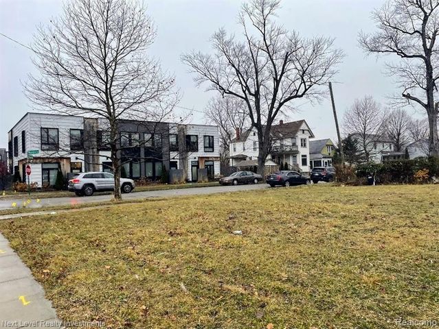 1000 Baldwin Street, Detroit, MI 48214
