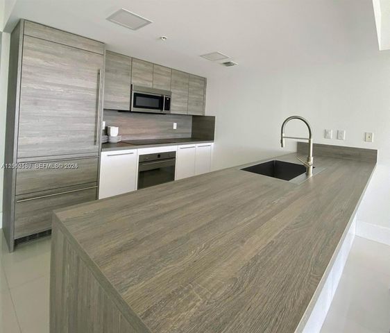 400 Sunny Isles Blvd 1903, Sunny Isles Beach, FL 33160