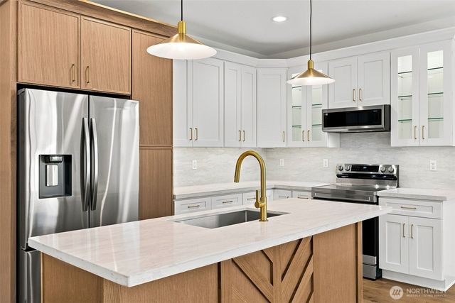 8823 121st Street SW, Lakewood, WA 98498