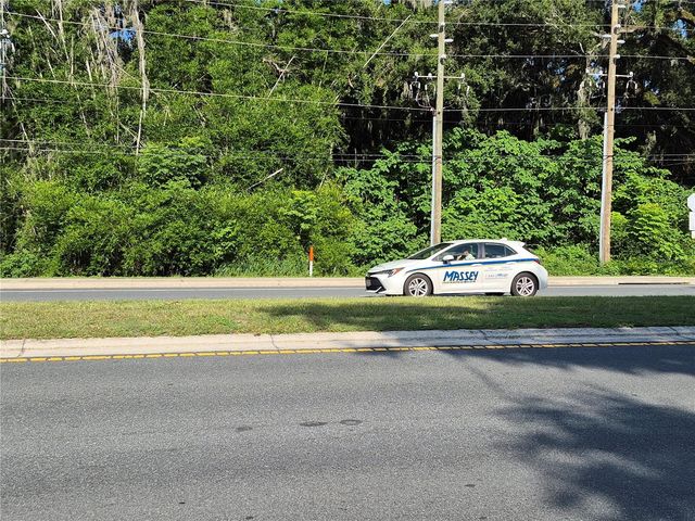 12267 N US HIGHWAY 301, Oxford, FL 34484