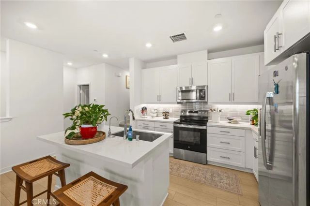 12930 Lassen Drive 103, Eastvale, CA 92880