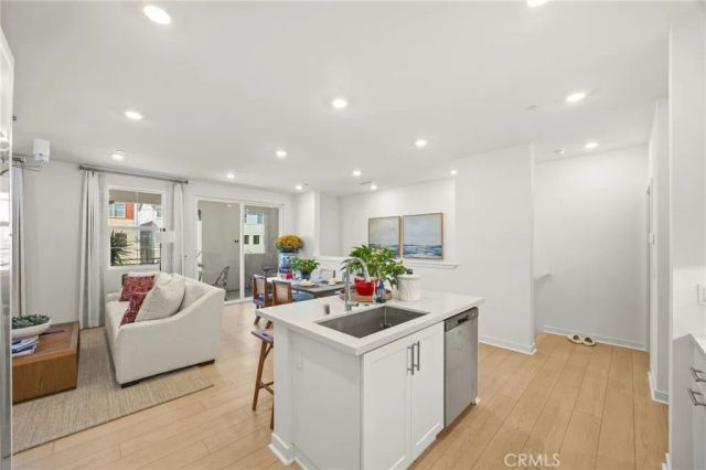 12930 Lassen Drive 103, Eastvale, CA 92880