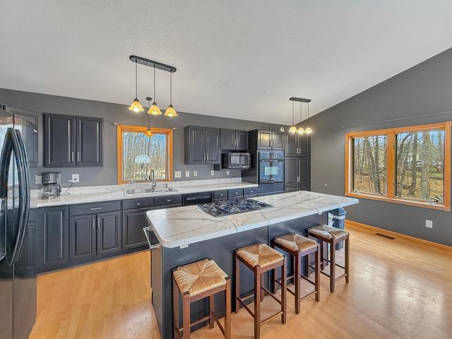 4691 Knollwood Drive NE, Bemidji, MN 56601