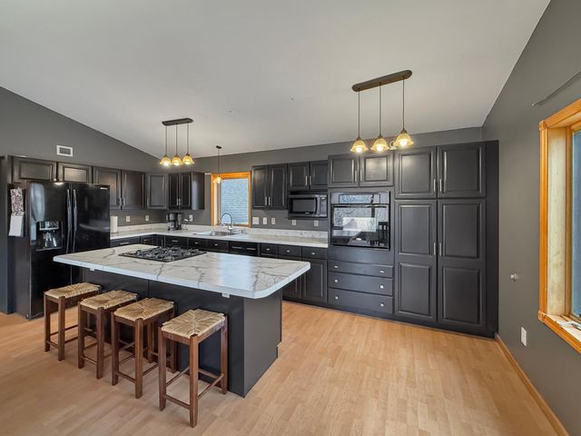 4691 Knollwood Drive NE, Bemidji, MN 56601