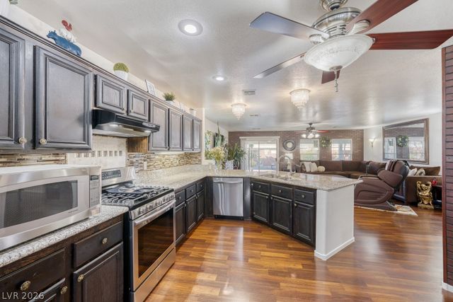 779 Beach Park Street, Henderson, NV 89015