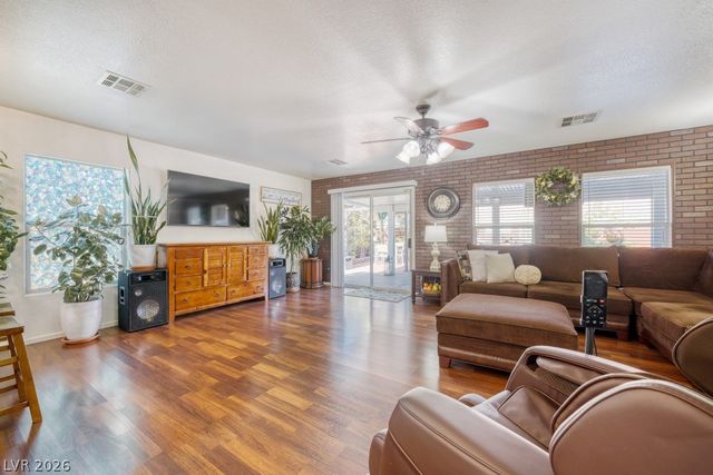 779 Beach Park Street, Henderson, NV 89015