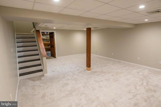 111 CANBERRA CT, Reading, PA 19608