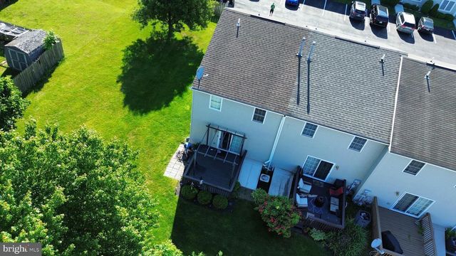 111 CANBERRA CT, Reading, PA 19608