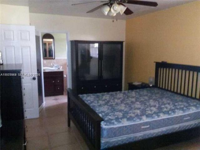 2512 Island Dr, Miramar, FL 33023