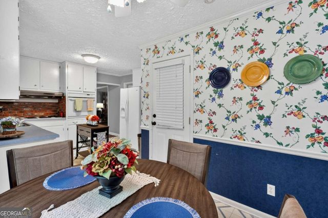2868 Hickory Lane, Snellville, GA 30078