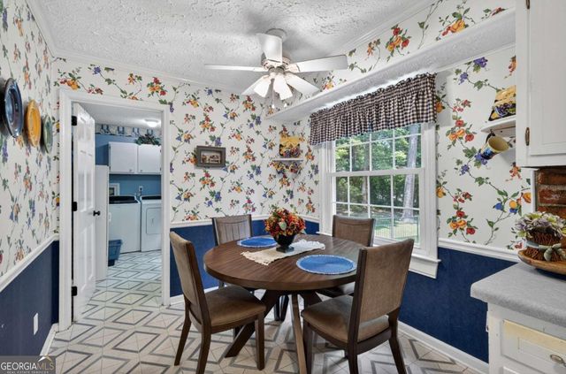 2868 Hickory Lane, Snellville, GA 30078