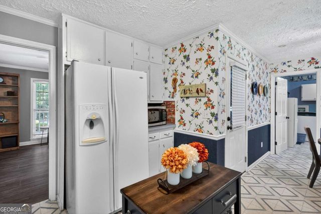 2868 Hickory Lane, Snellville, GA 30078