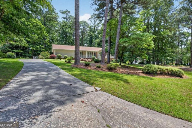 2868 Hickory Lane, Snellville, GA 30078
