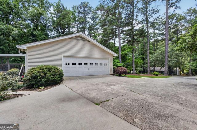 2868 Hickory Lane, Snellville, GA 30078