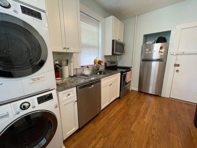 5 Spofford St 11, Boston, MA 02134