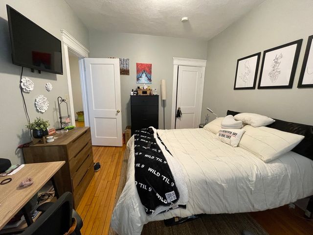 5 Spofford St 11, Boston, MA 02134