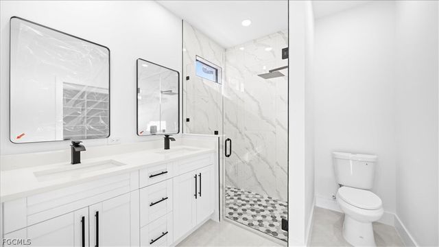 1941 NE 15th ST, Cape Coral, FL 33909